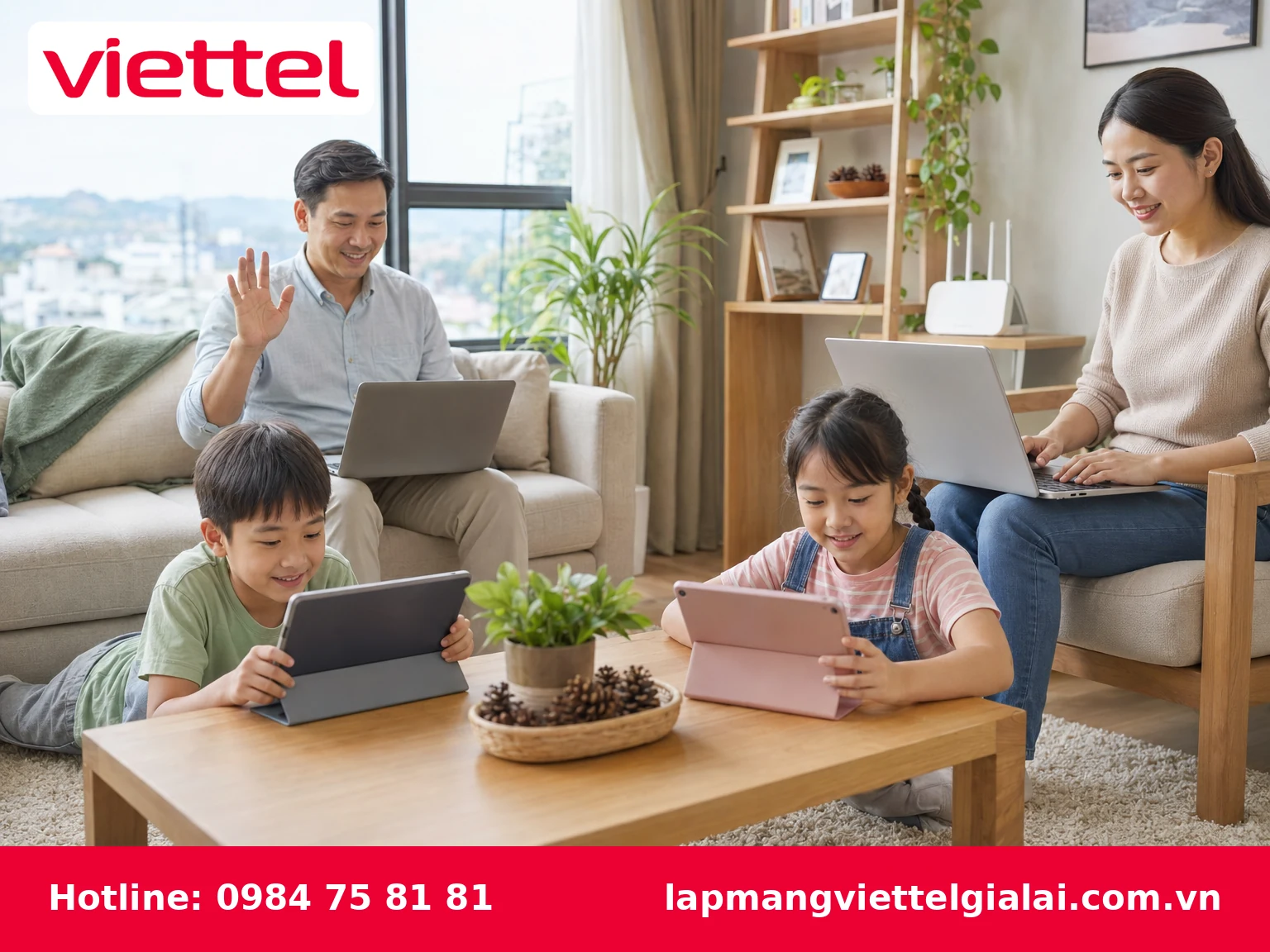 Gia đình sử dụng WiFi Viettel ổn định trên nhiều thiết bị