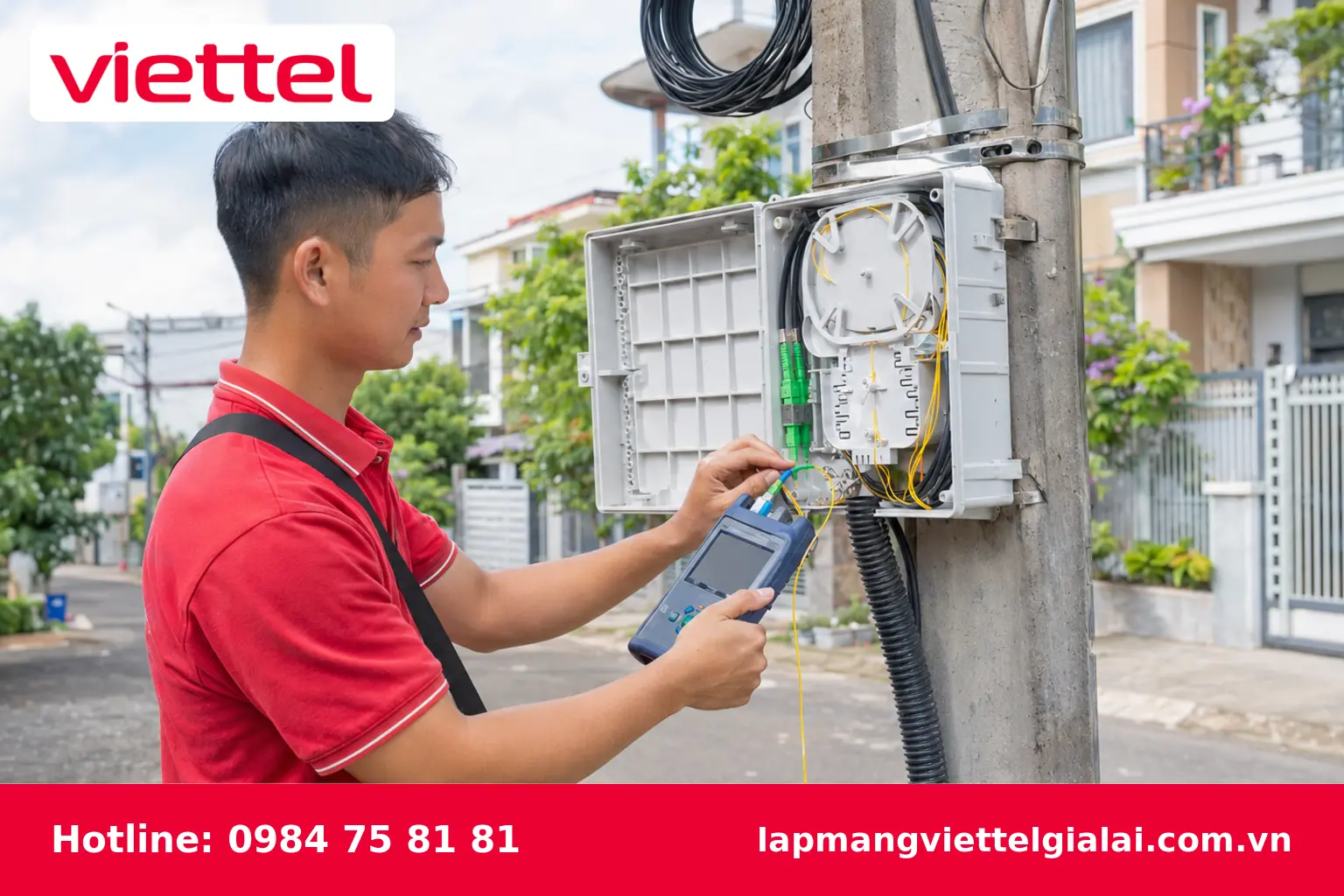 Kỹ thuật viên kiểm tra hạ tầng cáp quang Viettel tại Pleiku